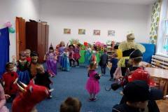 bal-karnawalowy-w-przedszkolu-13