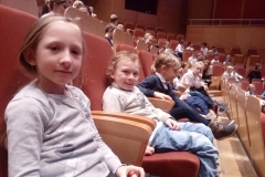 delfinki-na-koncercie-edukacyjnym-cztery-pory-roku-vivaldiego-zima-07