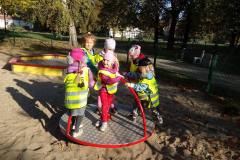 jesienny-spacer-przedszkolakow-19
