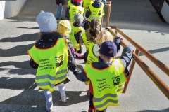 krasnale-i-delfinki-na-straganie-06