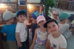 krasnale-na-wycieczce-do-egzotycznego-zoo-08