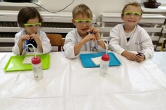 pierwsze-eksperymenty-na-zajeciach-smart_lab-03