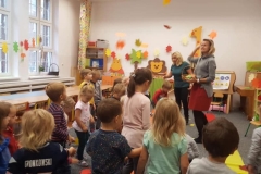 przedszkolaki-witaja-jesien-17
