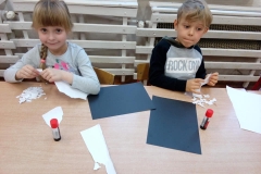 przedszkolaki-przygotowuja-sie-do-wizyty-mikolaja-05