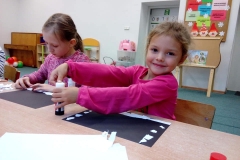 przedszkolaki-przygotowuja-sie-do-wizyty-mikolaja-31