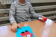 przedszkolaki-przygotowuja-sie-do-wizyty-mikolaja-60