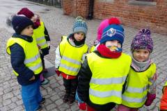 spacer-krasnali-i-delfinow-ulicami-starego-miasta-05