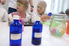 warsztaty-ze-smart_lab-wlasna-linia-perfum-01