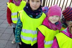 wspolny-spacer-krasnali-i-delfinkow-10