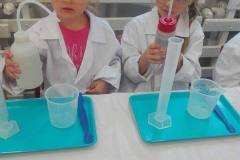 zajecia-chemiczne-smart_lab-w-delfinkach-21
